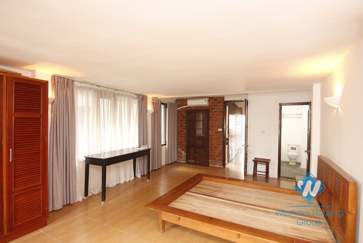 01 bedroom apartment for rent in Truc bach area, large balcony view to the lake, Ba Dinh, Hanoi
